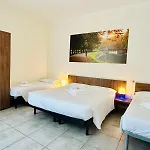 Bed & Bike Hotel
