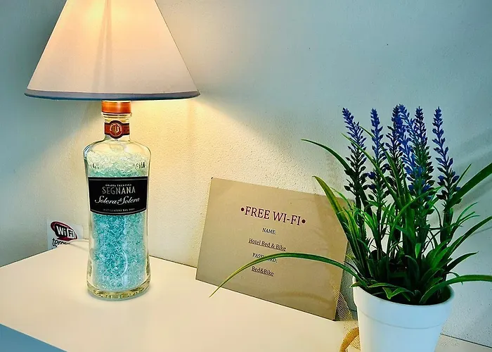 فندق Bed & Bike 3*